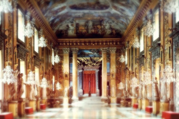 Palazzo Colonna im. (600 x 400)